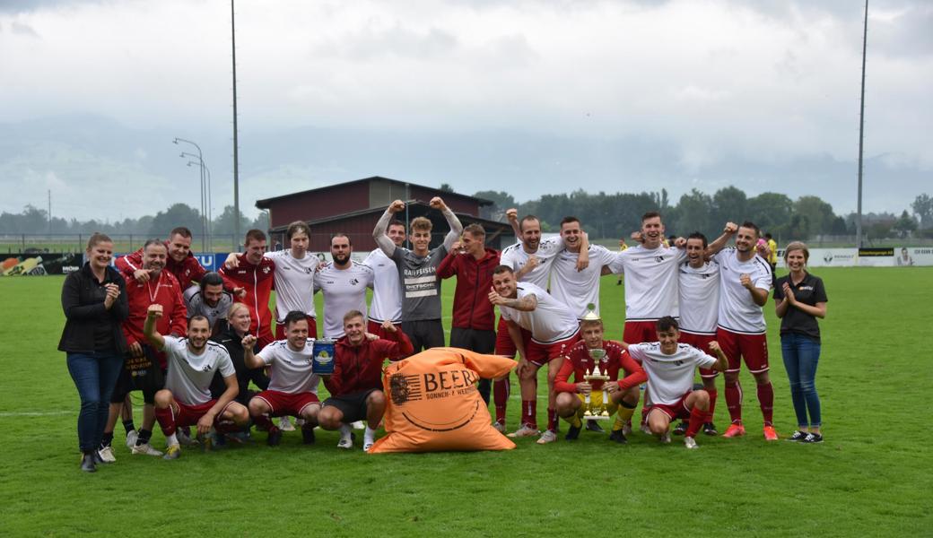 Der FC Montlingen startet mit einem Titel in die neue Saison.