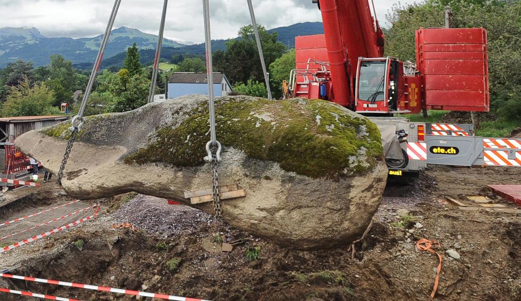 Der Findling wird zum Randobjekt.