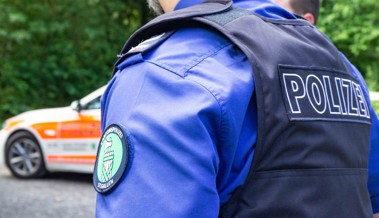 89-Jähriger in eigenem Haus ausgeraubt – zwei Frauen unter Verdacht
