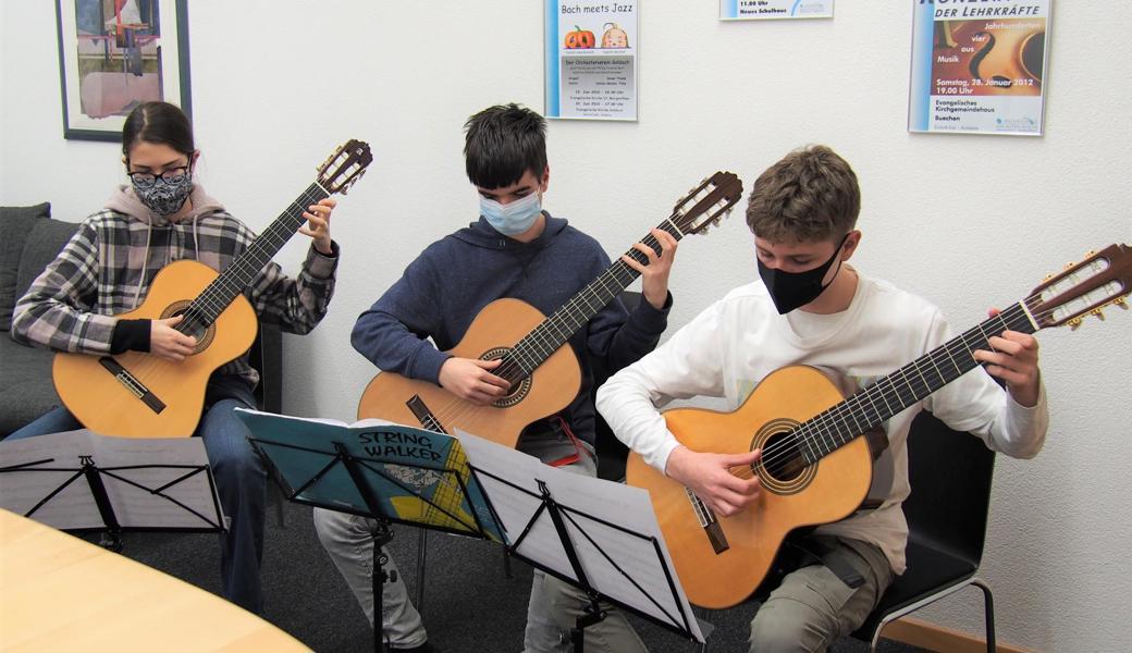 Ob allein oder im Ensemble: Die Musikschülerinnen und Musikschüler waren konzentriert und voller Hingabe bei den Proben.