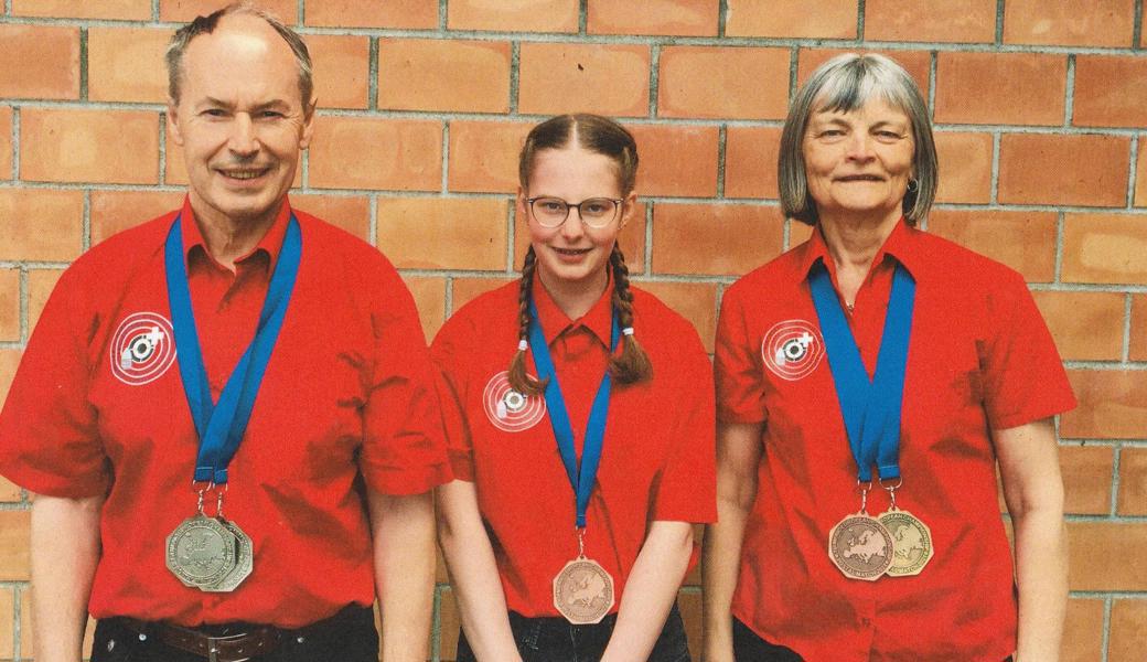 Erfolgreiche EM-Teilnehmende (von links): Herbert Grad, Jenny Mosch und Inge Grad. 