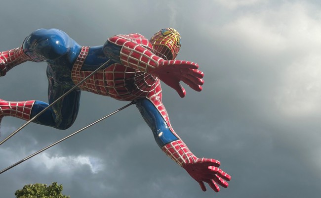 Ein Sommerfest mit Spider-Man – er ist unterwegs zur Kilbi
