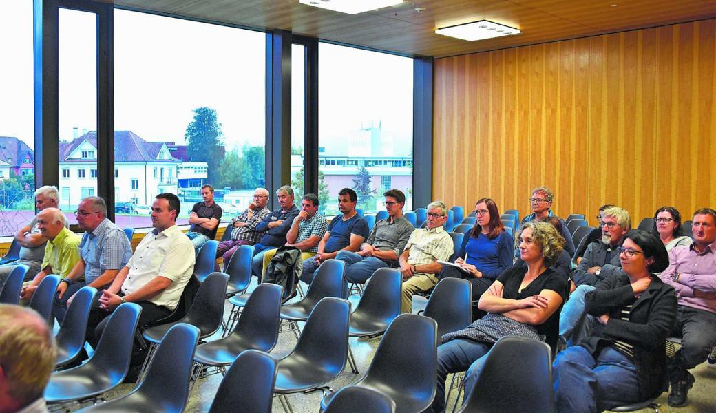 Vor allem möglicher Lärm durch neue Aktivitäten auf der Allmend beschäftigte die Anwesenden.