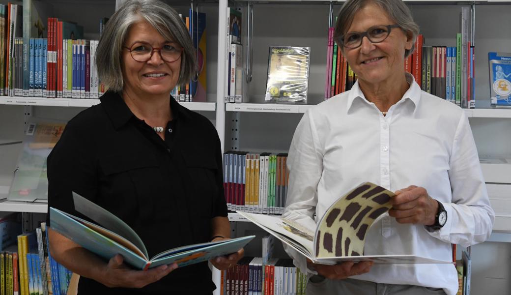 Das Team der Religionspädagogischen Medienstelle Altstätten: Hildi Bandel (links) und Helen Nüesch.