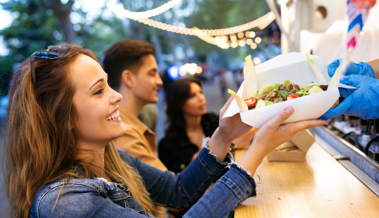 Gewinne Getränkegutscheine für das Genuss & Foodtruck Festival