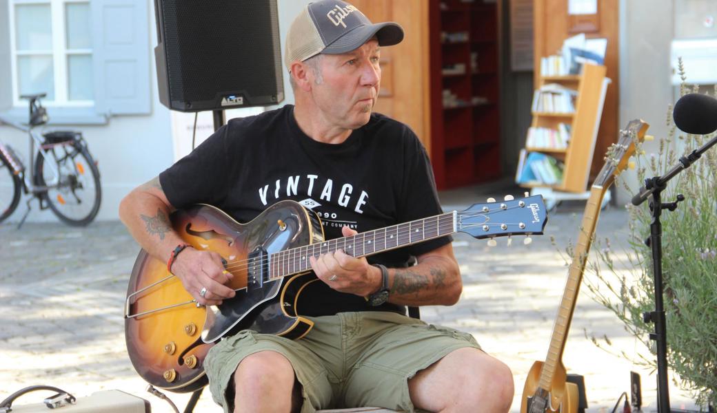 Rolf Bahns brachte den Blues in die Stadt.