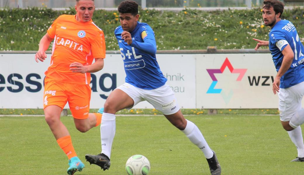 Der FC Widnau und Kevin Egbon (rechts) warten immer noch auf den ersten Sieg im 2022.