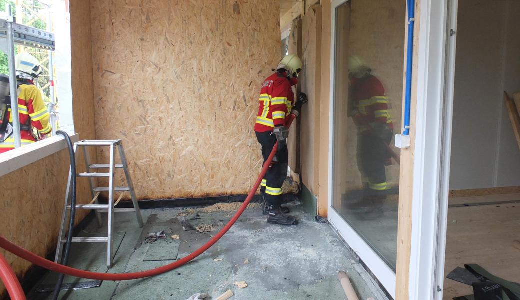 Die Feuerwehr hatte den Mottbrand schnell unter Kontrolle.