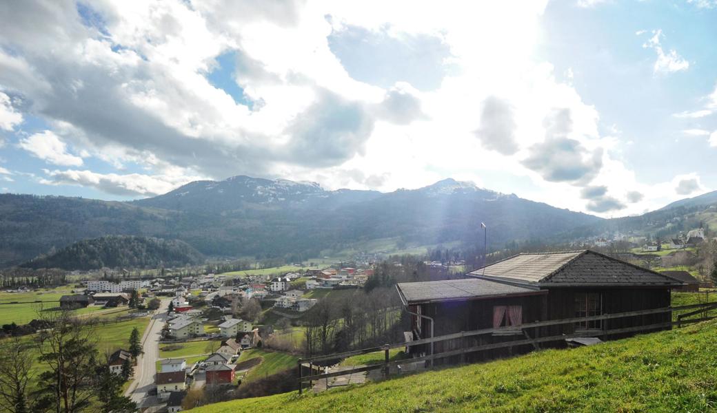 Der Gemeinderat arbeitet an einem neuen Richtplan. Blick vom Schützenhaus auf Eichberg.