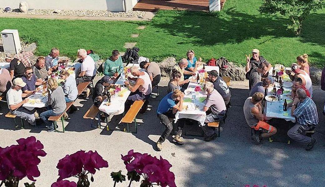 Alle Helferinnen und Helfer wurden mit einem feinen Mittagessen belohnt. 