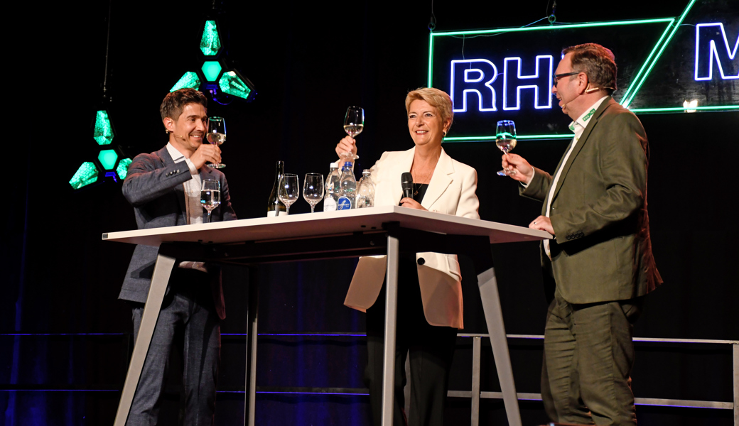 Am Rhema-Gwerblertag diskutierten Karin Keller-Sutter und Wirtschaftsvertreter über Führung