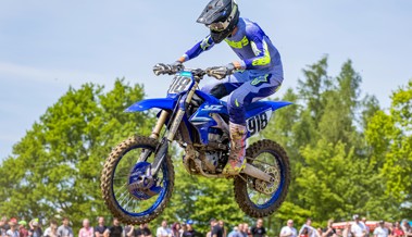Luca Büchel am Motocross in Schlatt bei Winterthur im Pech