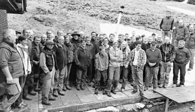 53 Freiwillige arbeiten auf der Alp Sämtis