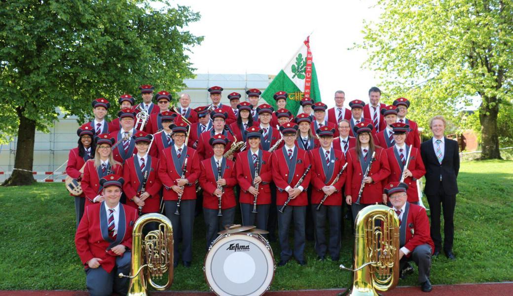 Der Musikverein Eichberg will sich neu einkleiden.