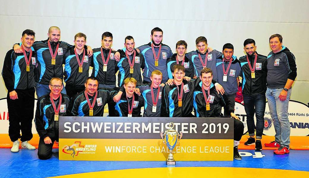 Der RC Oberriet-Grabs feiert den Meistertitel in der zweithöchsten Liga. 