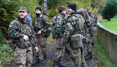 Armee bringt Altersheim-Bewohner in Sicherheit