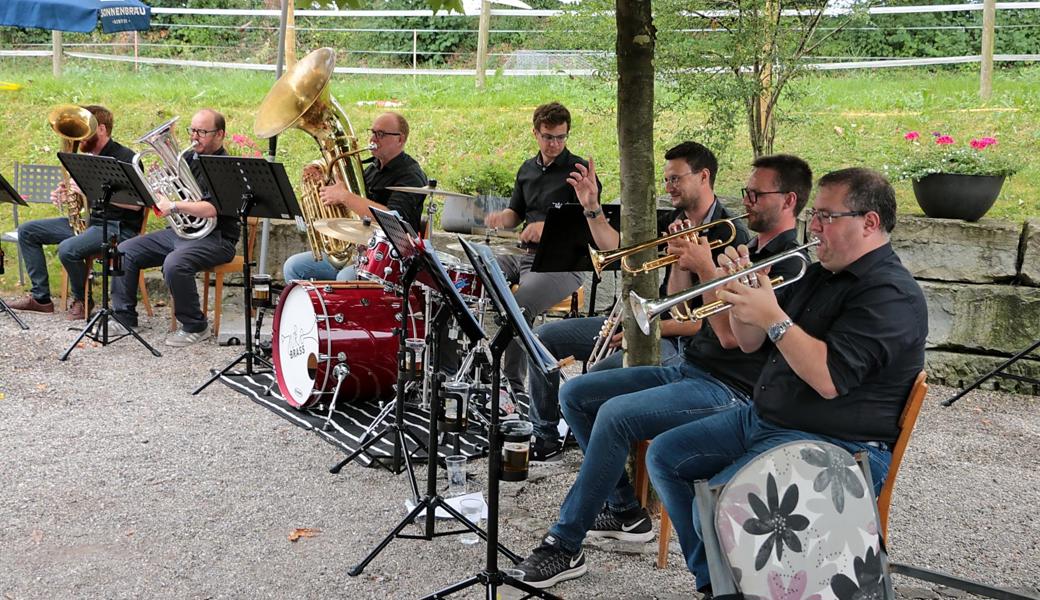 Mit JukeBrass ging’s querbeet durch die musikalische Landschaft.  