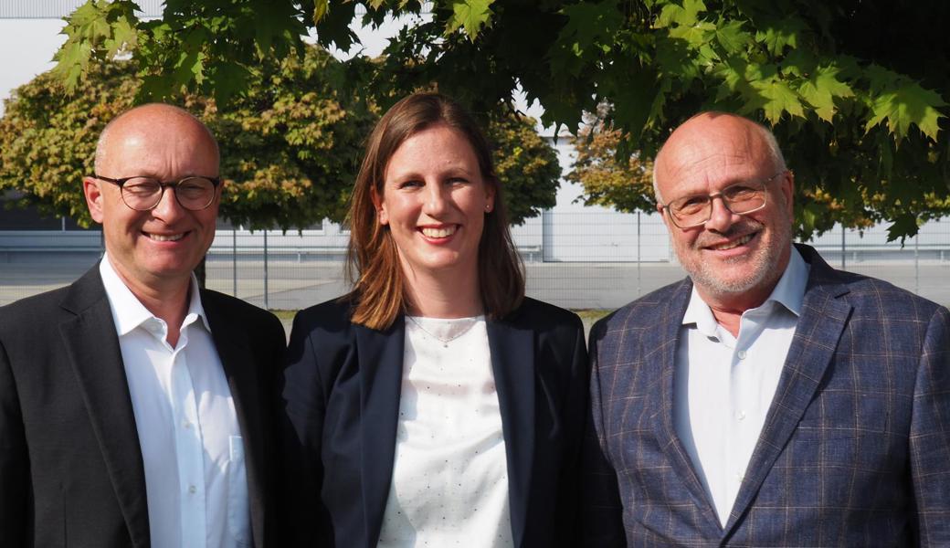 Christof Steger, Verwaltungsratspräsident, Andrea Cristuzzi, neu gewählte Verwaltungsrätin, und Magnus Hugentobler, ausscheidender Verwaltungsrat.