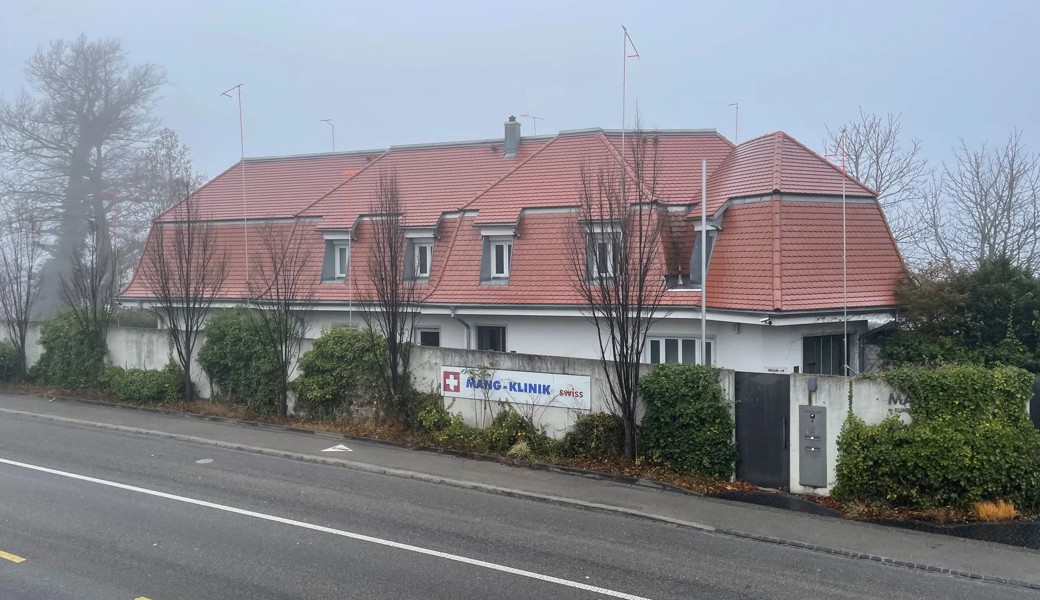 Nur 16 Jahre nach der Eröffnung: Schönheitsklinik von Werner Mang wird plattgemacht