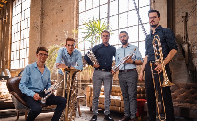 Blechbläser-Quintett PrimeBrass gastiert bei der Löwenhofserenade