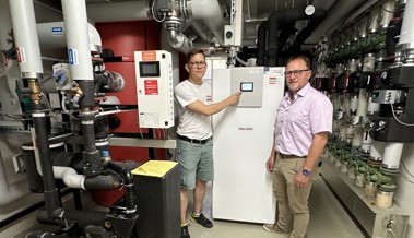 Umweltfreundlich Wärme gewinnen: Strom vom Dach und Energie aus der Tiefe
