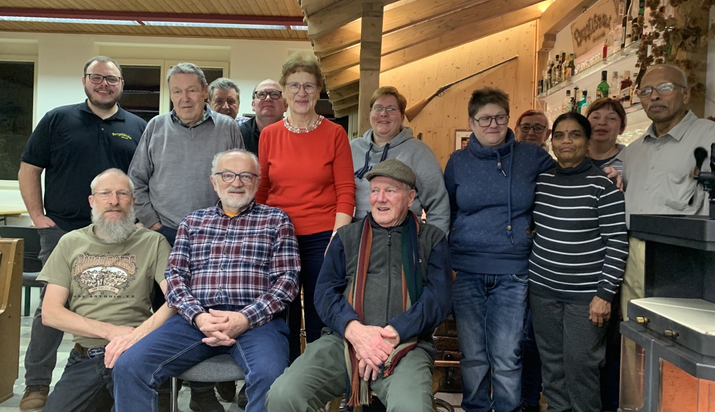 Marschgruppe bei Berglibräu