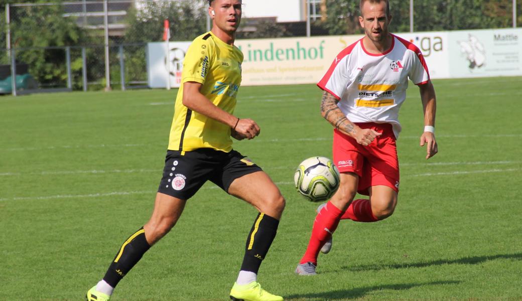 Der frühere Stürmer Florian Haltiner (rechts) spielt jetzt beim FC Montlingen in der Verteidigung. Beim Heimsieg gegen Arbon überzeugte er wie seine Abwehrkollegen.