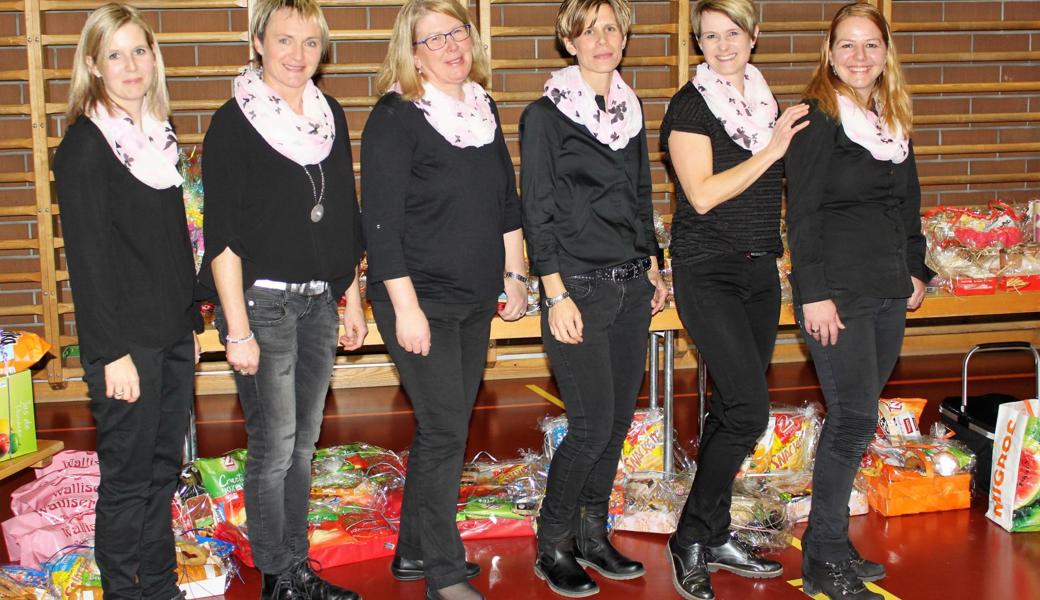 Von links: Veronique Dietsche, Monika Betschart, carmen Zigerlig, Edith Langenegger, Gabi besserer, Silke Baumgartner.