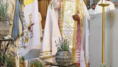 Kardinal Thottunkal besuchte die Jakobuspfarrei