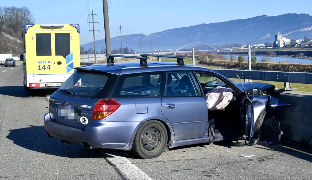 Die Unfallstelle auf der A13 bei Au.