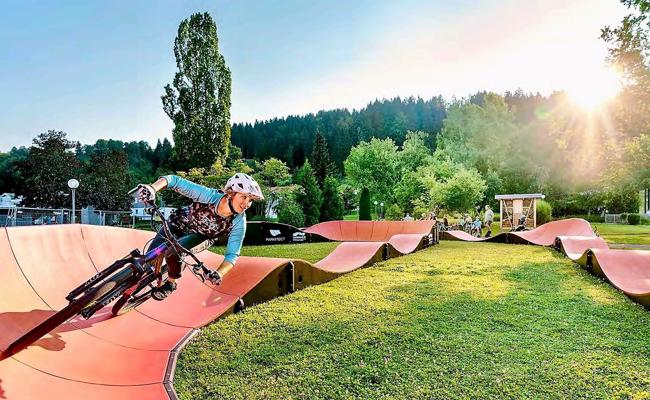Ein Pumptrack auf Zeit | Der Rheintaler