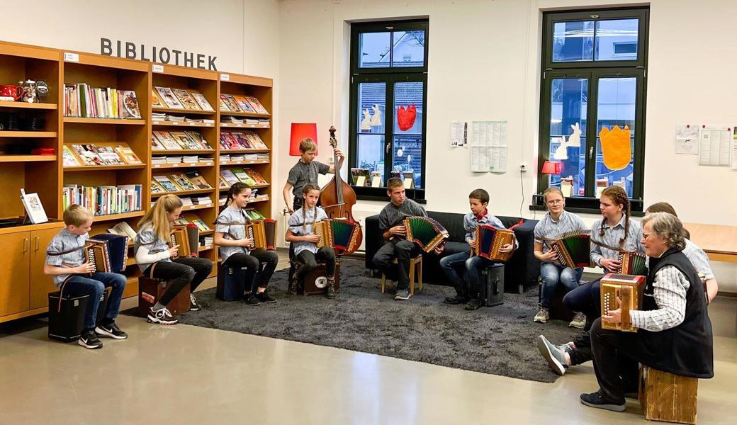 Das «Echo von Oberegg» begeisterte die Mitglieder des Vereins Bibliothek St. Margrethen. 