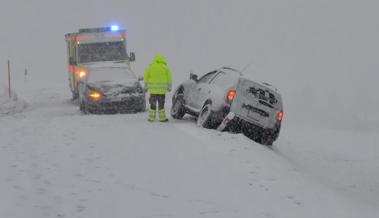 Winterlicher Unfall zwischen Landmark und Trogen