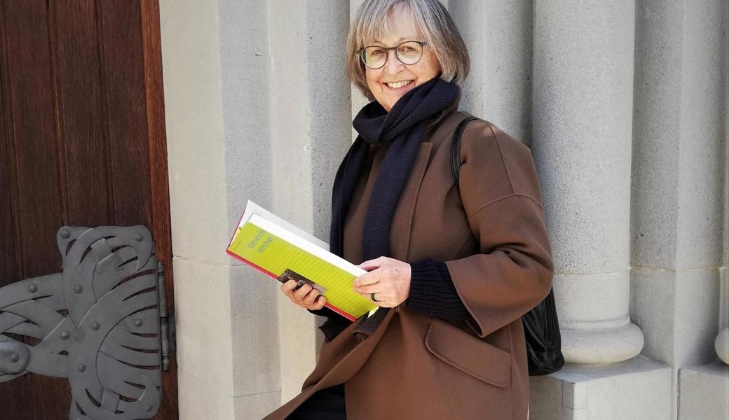 Die Autorin Jolanda Spirig führt anlässlich des 50-Jahr-Jubiläums des Frauenstimm- und Wahlrechts öffentliche Frauenrundgänge im Rheintal durch. Der erste Termin ist am 4. Mai in Altstätten.