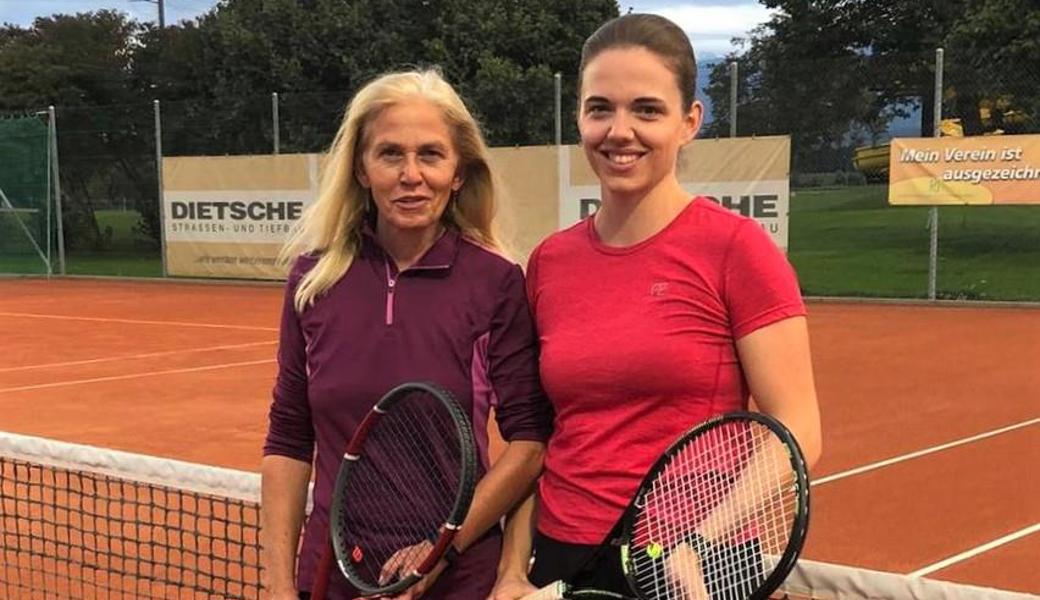 Das beste Frauendoppel des TC Oberriet: Oben Andrea und Rita Benz.