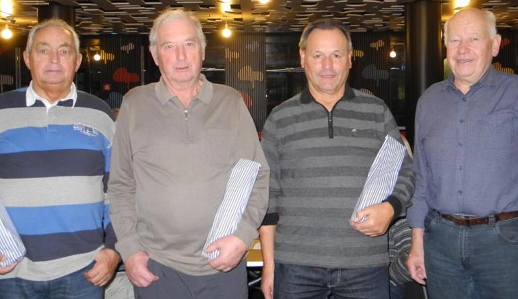 Akteure der Jassmeisterschaft 2018 (v. l.): Sieger Niklaus Wenk, 2. Oswald Haltiner, 3. Emil Buschor sowie Organisator Josef Büchel.