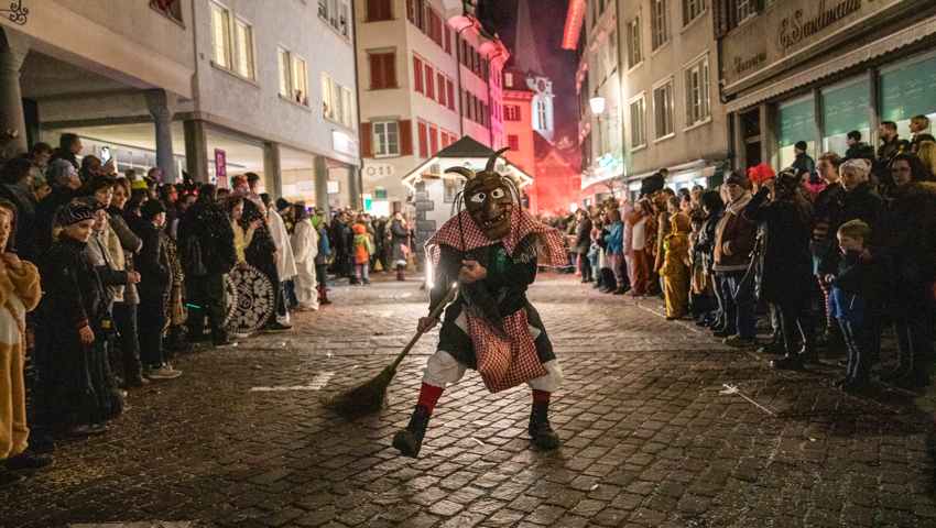 Auch unheimliche Gestalten gehören zur Altstätter Fasnacht.