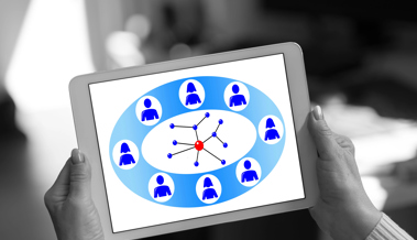 Durchwachsene Geschäftszahlen: Starker Arbeitsmarkt trifft auf gemischte Firmenbilanzen