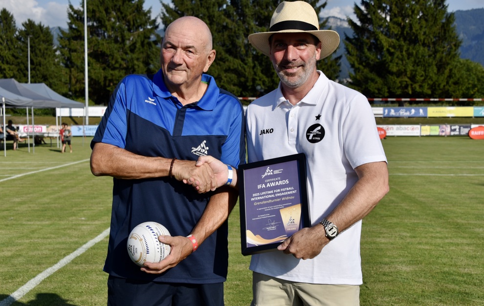 Rez Fistball