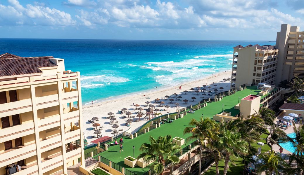 Die Ferienbranche blickt auf einen starken Sommer, obwohl die Hotels teurer werden