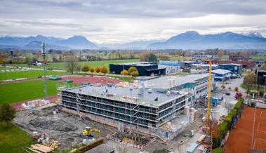 Das neue Hallenbad ist im Sommer fertig