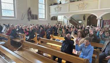Rekordbeteiligung an «Holzbuura»-Versammlung: Personelle Wechsel angekündigt