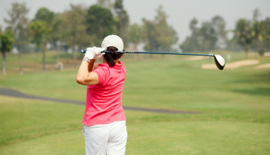 Golf gespielt und Häuser renoviert: Verurteiltes Betrüger-Trio will einen Freispruch