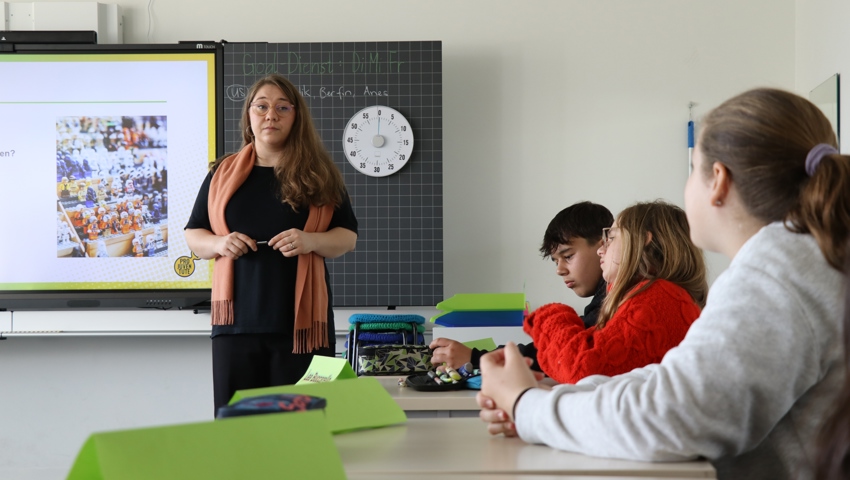 Richtiger Umgang mit TikTok und Co. - neue Medienprofis ausgebildet Richtiger Umgang mit TikTok und Co. - neue Medienprofis ausgebildet