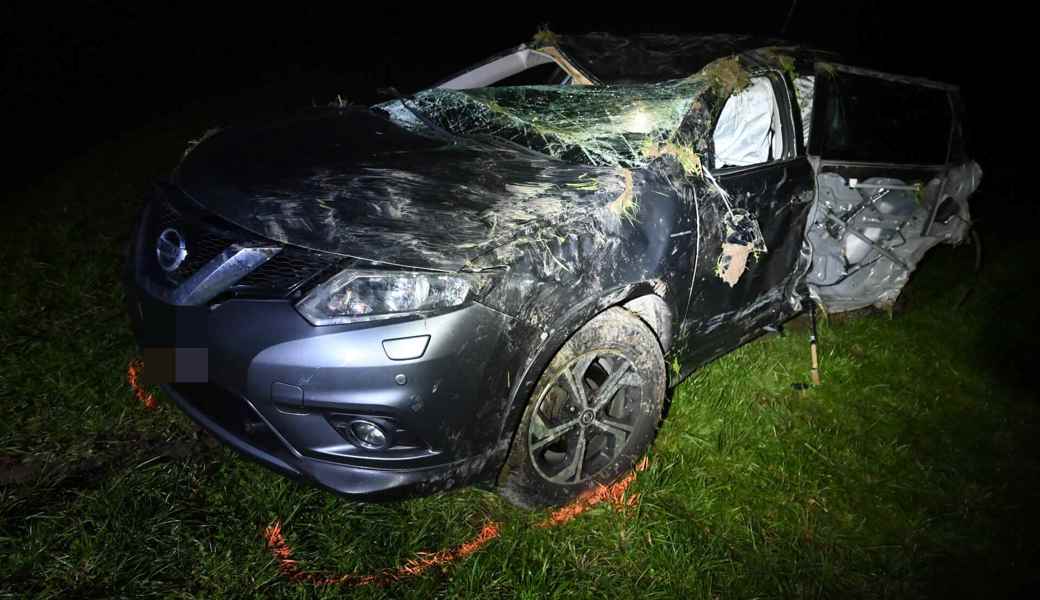 Das Auto eines 22-jährigen, fahrunfähigen Mannes überschlug sich auf der Trogenerstrasse