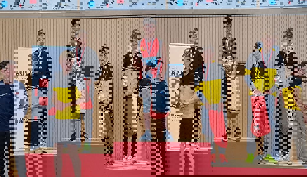 Leandro Zaru bei der Siegerehrung