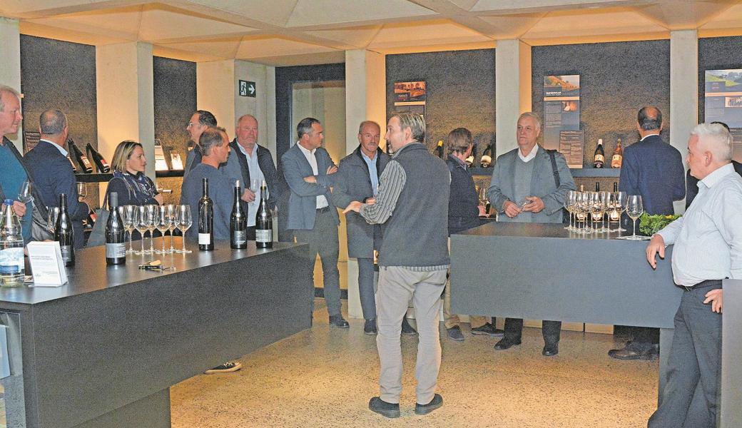 Vor allem bei den Bürgermeistern der Vorarlberger Mitgliedgemeinden war im gesellschaftlichen Teil der Agglo-Rheintal-Versammlung der Besuch im Haus des Weins, das vor drei Wochen eröffnet wurde, willkommen. 