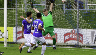 Beiden Mannschaften gehörte eine Halbzeit, das Spiel geht 2:2 aus