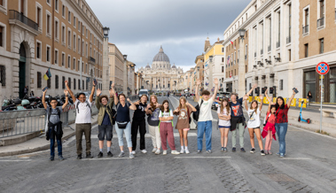 Ministrantinnen und Ministranten erlebten eine beeindruckende Reise nach Rom