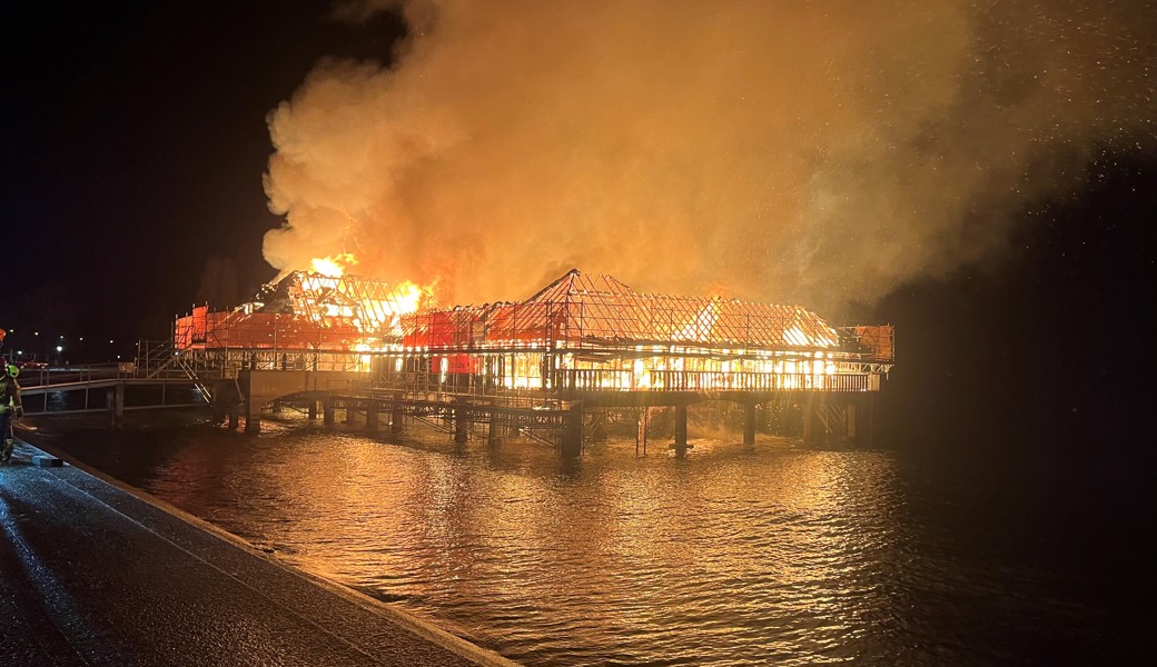 Rorschacher Wahrzeichen abgebrannt: Die Badhütte wurde ein Raub der Flammen